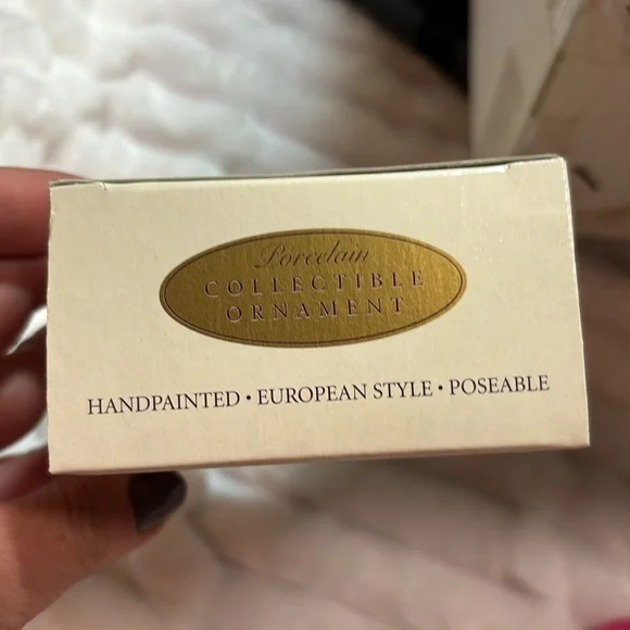 10 Vintage QVC Angel Joy Porcelain Collectible Ornaments - Picture 6 of 7